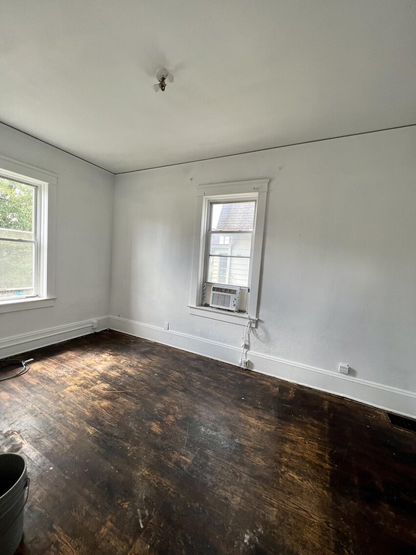 Image for SOLD $108,900 - Triplex Near the Capitol Selling to the Highest Bidder