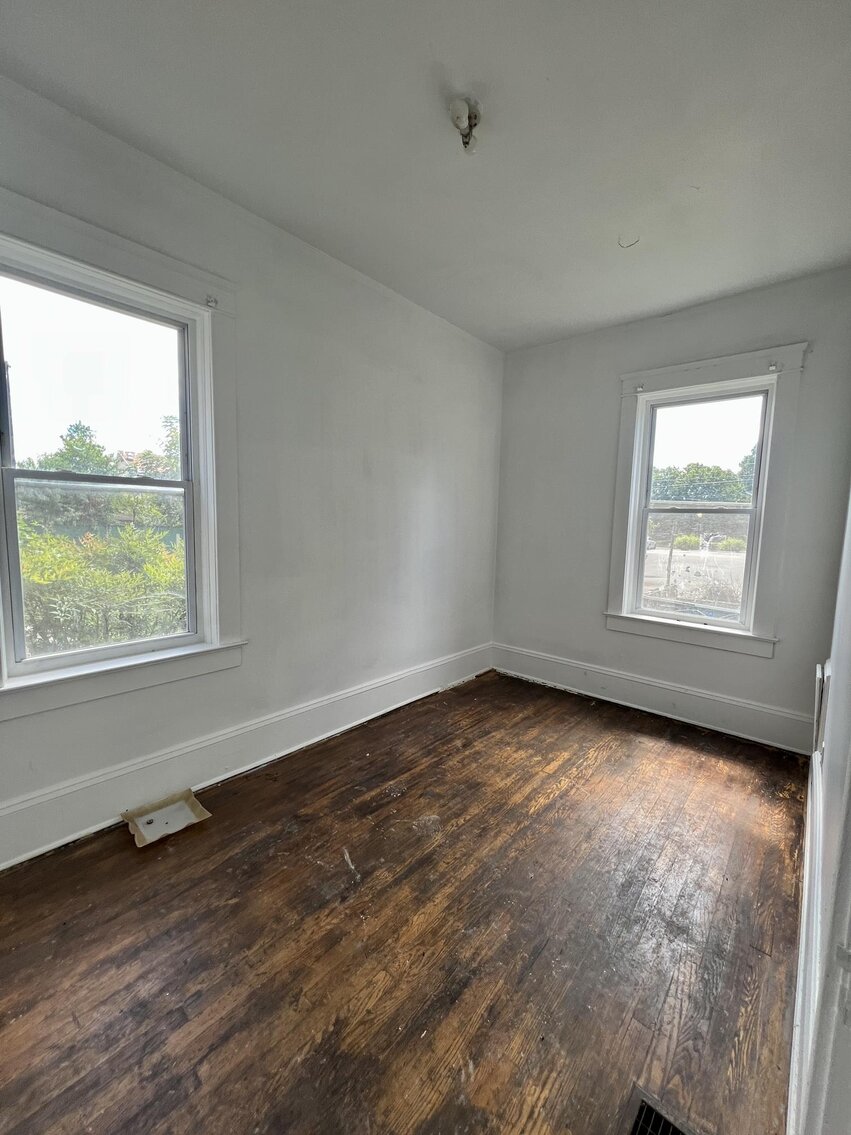 Image for SOLD $108,900 - Triplex Near the Capitol Selling to the Highest Bidder