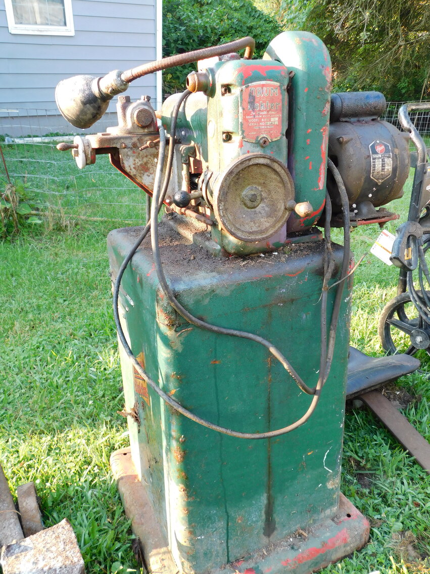 Image for Hepzibah, WV - Household Estate Auction: Ford Bronco, Yamaha Motorcycles, Tools, Household Items, and More!