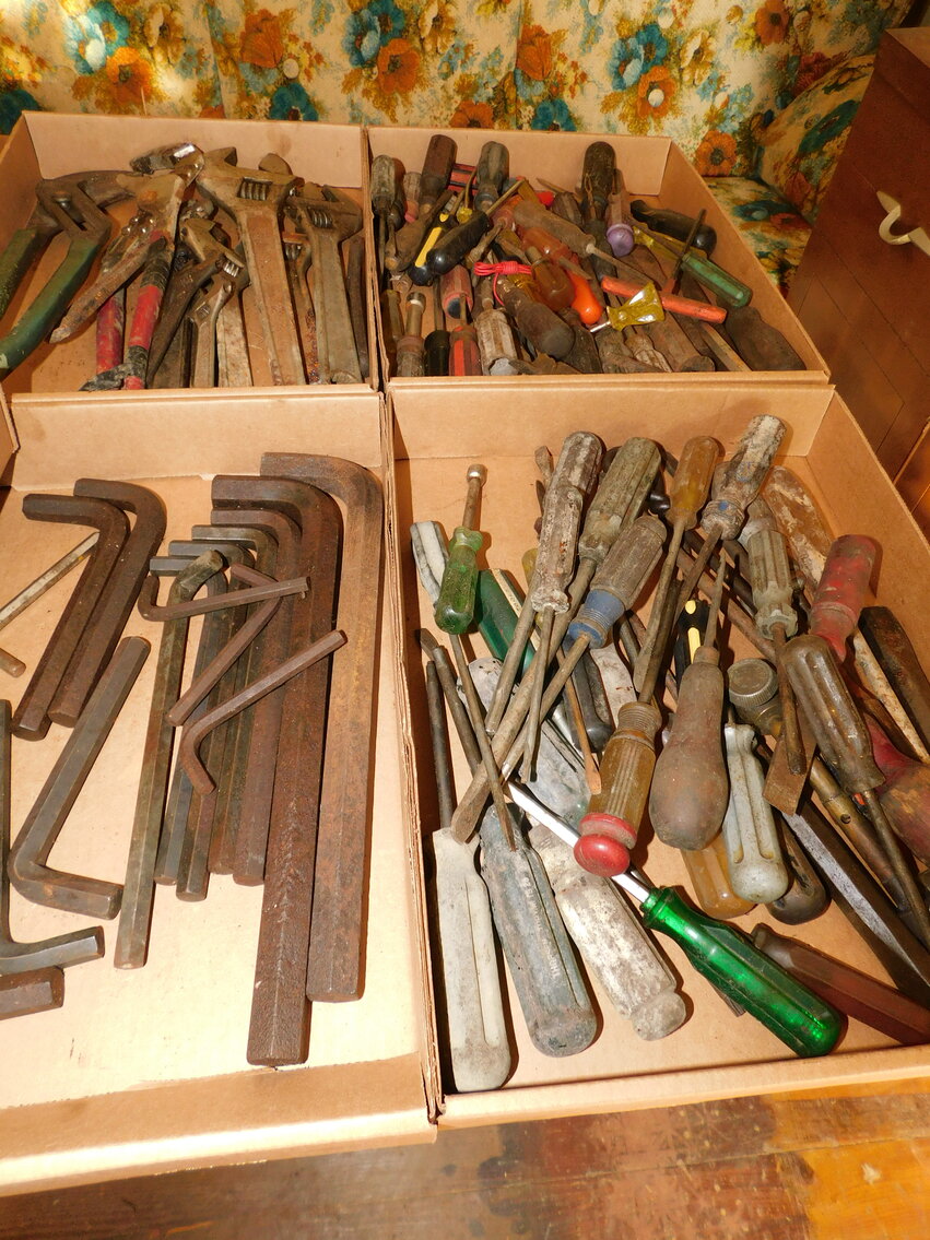 Image for Hepzibah, WV - Household Estate Auction: Ford Bronco, Yamaha Motorcycles, Tools, Household Items, and More!