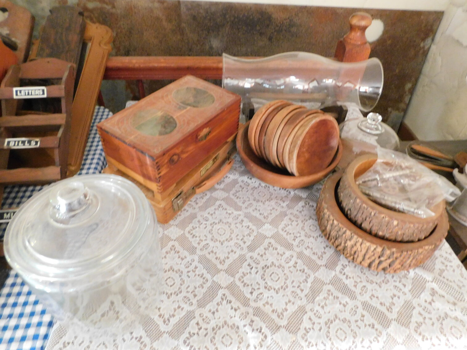 Image for Hepzibah, WV - Household Estate Auction: Ford Bronco, Yamaha Motorcycles, Tools, Household Items, and More!