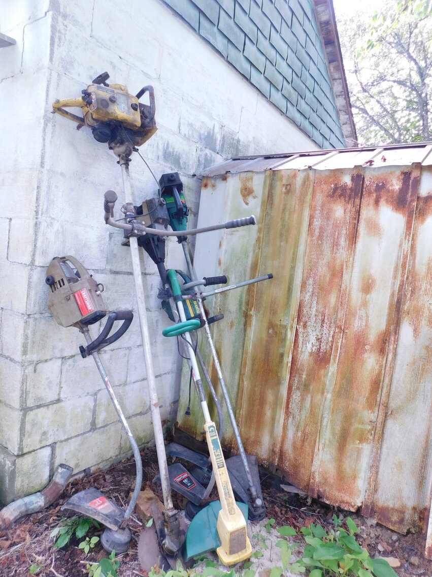 Image for Hepzibah, WV - Household Estate Auction: Ford Bronco, Yamaha Motorcycles, Tools, Household Items, and More!