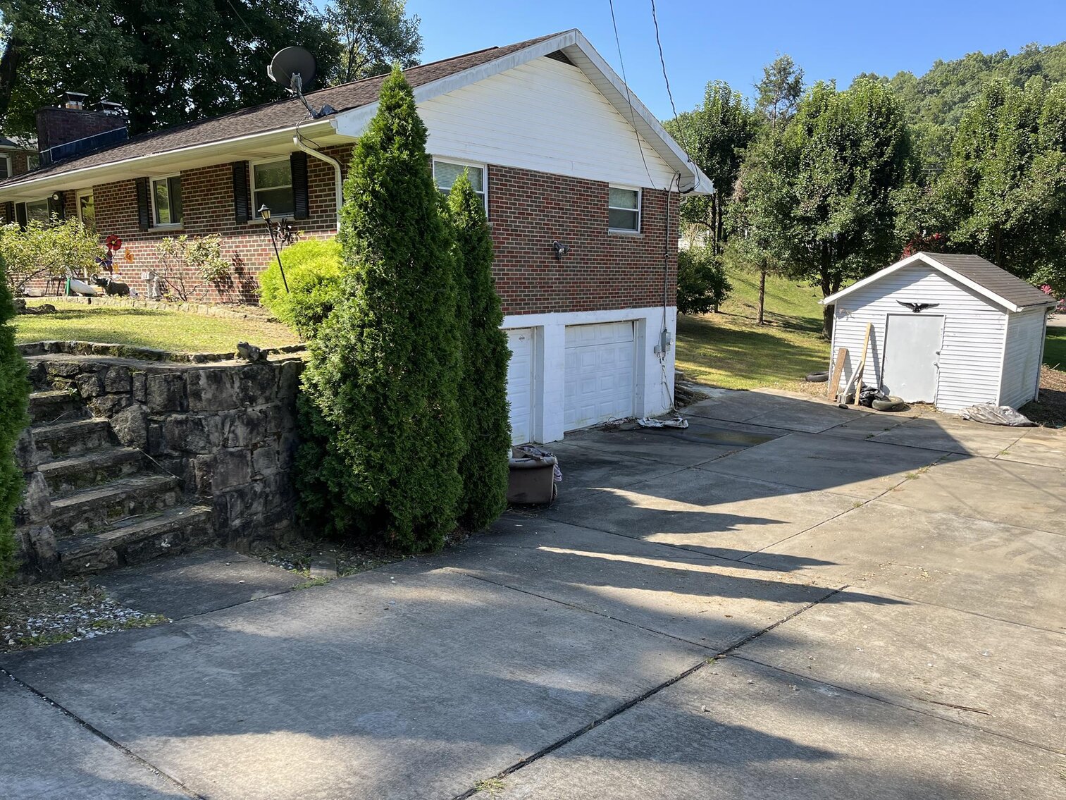 SOLD 90.750 Movein Ready 3 Bedroom Brick Home