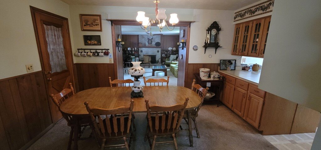 Image for 3 Bed, 2 Bath Live & Online Real Estate Auction Carterville, IL