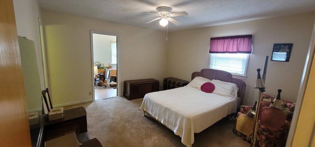 Image for 3 Bed, 2 Bath Live & Online Real Estate Auction Carterville, IL