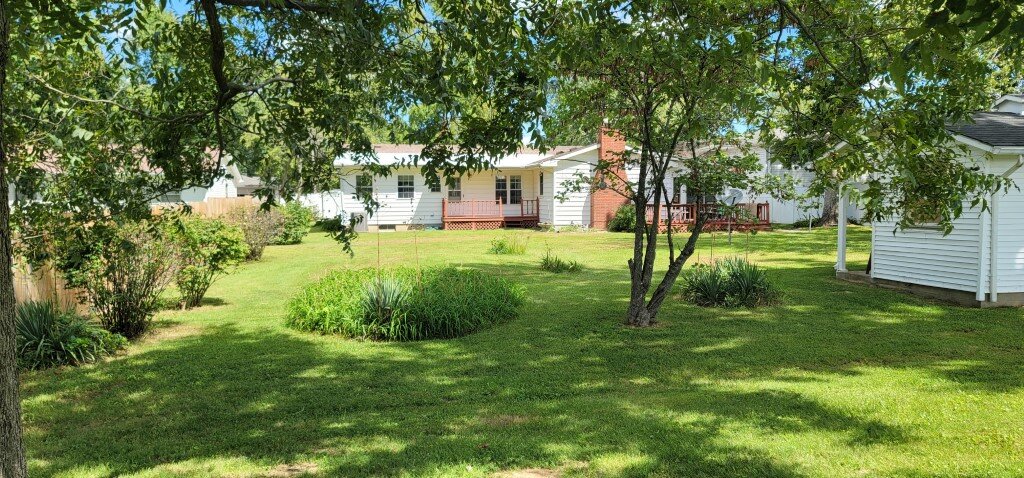 Image for 3 Bed, 2 Bath Live & Online Real Estate Auction Carterville, IL