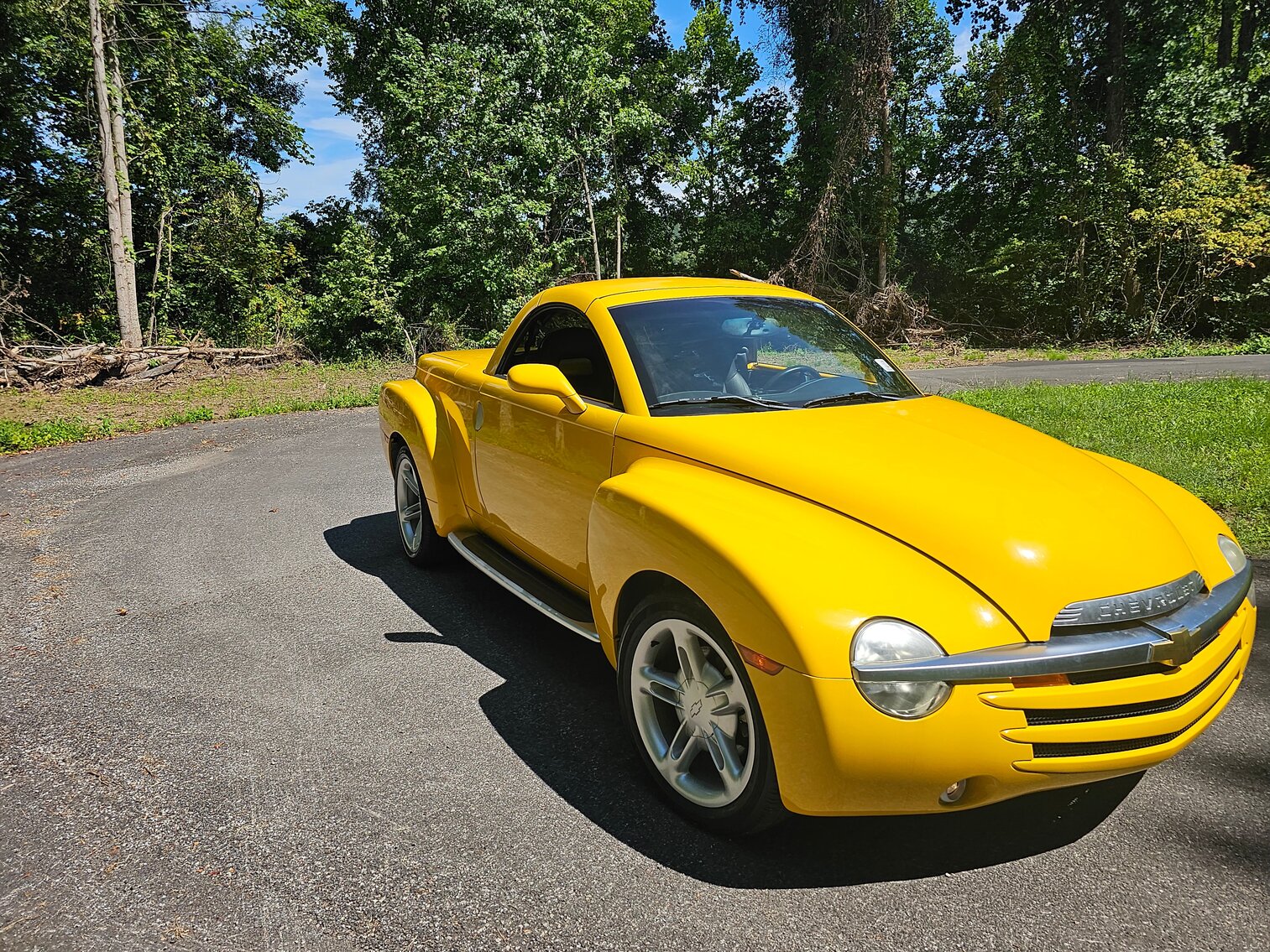 Image for St Albans, WV – 2004 Chevrolet SSR, Yellow, W/Only 3394 miles -  RARE! INCREDIBLE FIND!