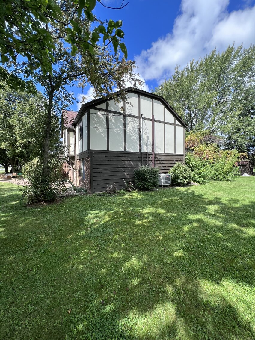 Image for MINIMUM BID AUCTION $199,000! 509 Marshall