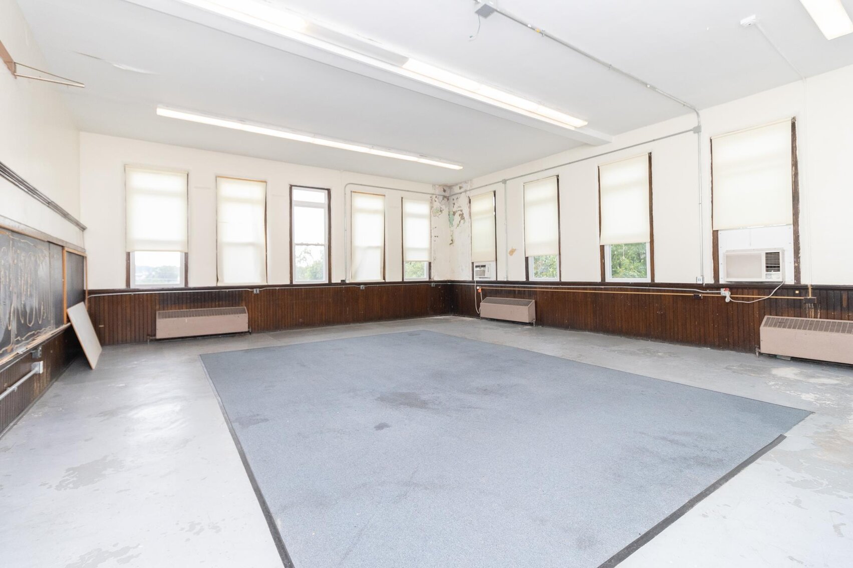 Image for SOLD $115,500 - Versatile 30,936+/- sqft. Building in Fairmont