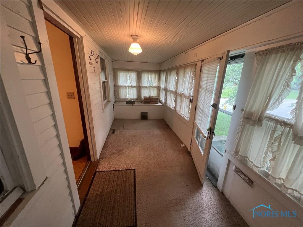 Image for MINIMUM BID AUCTION $20,000! 609 E. Garfield Ave.