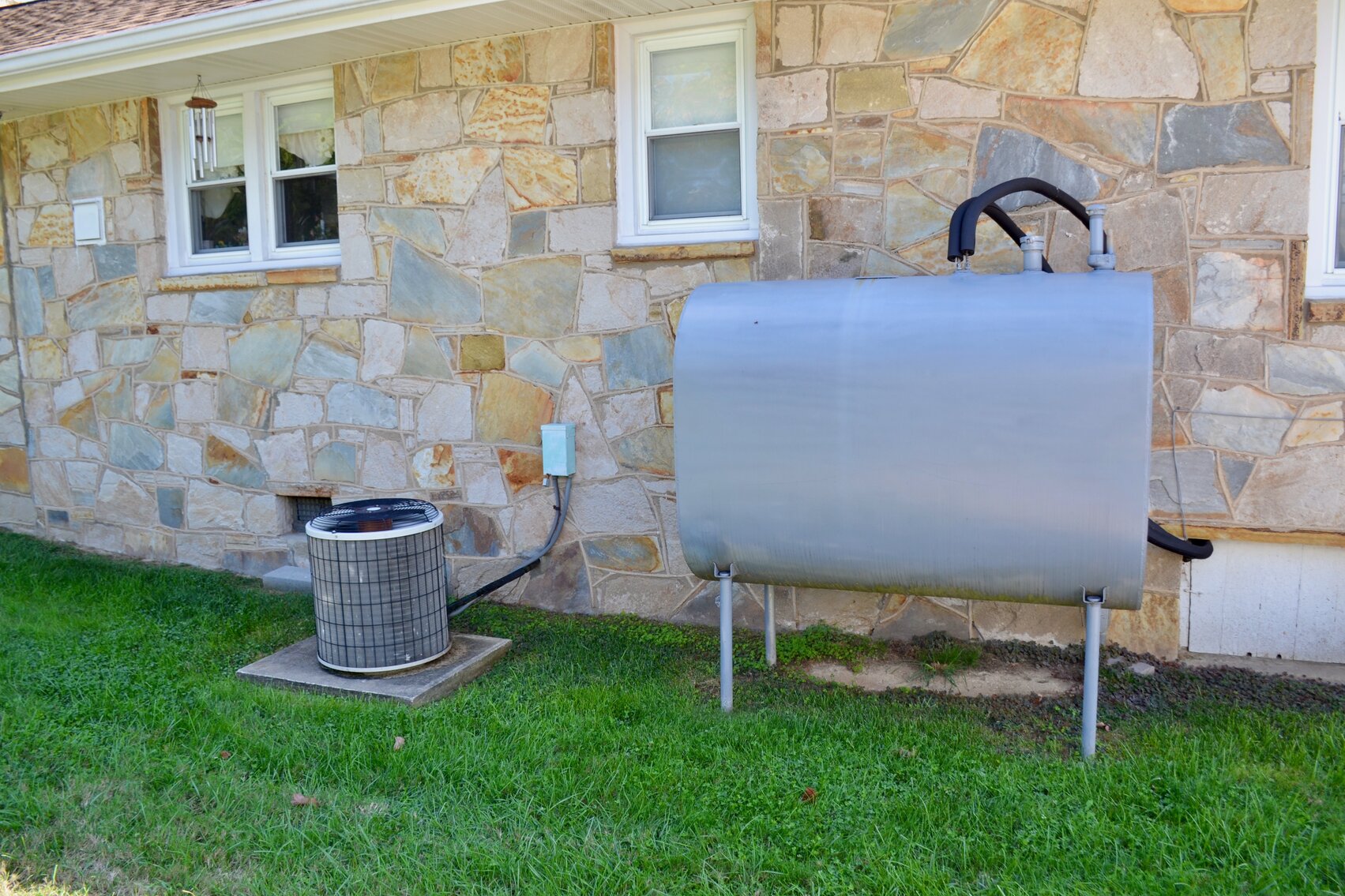 Image for 2 BR/1 BA Stone Home w/Large Detached 2 Bay Garage/Shop on .47 +/- Acres Only 1 Mile From I-95 in Stafford County, VA--SELLS to the HIGHEST BIDDER!!