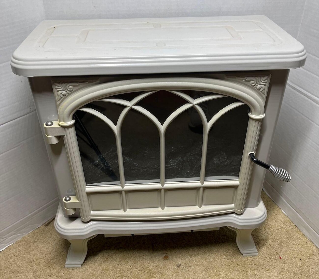 Image for Estate Sale | Lansdale, PA | October 2, 2023 at 8:00 PM