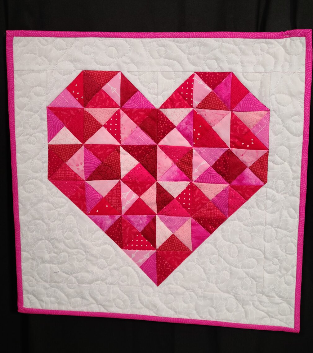 Image for Morgantown, WV – Country Roads Quilt Guild Benefit Auction – Quilt Walk!