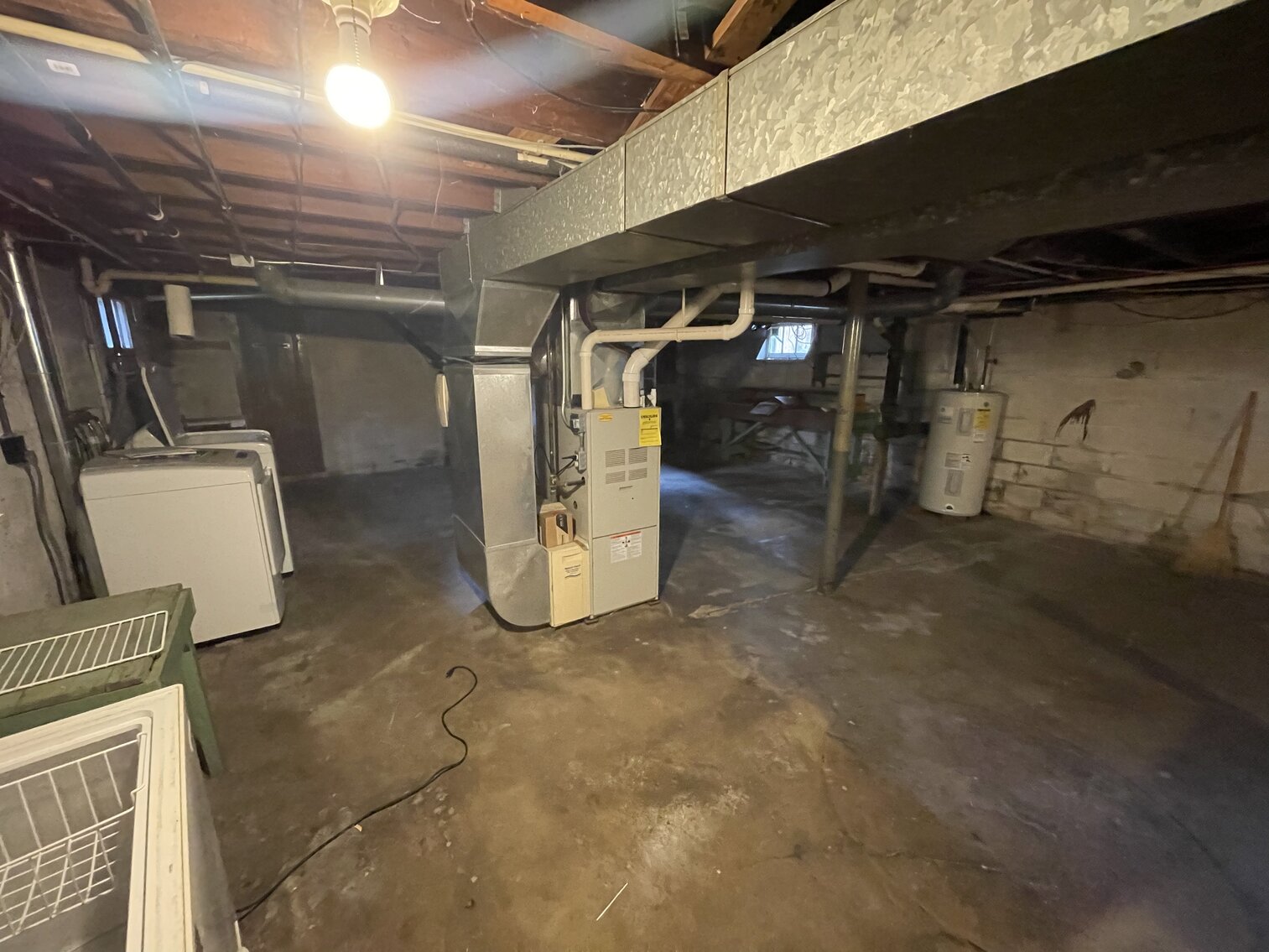 Image for MINIMUM BID AUCTION $69,000! 2025 Hogarth Rd