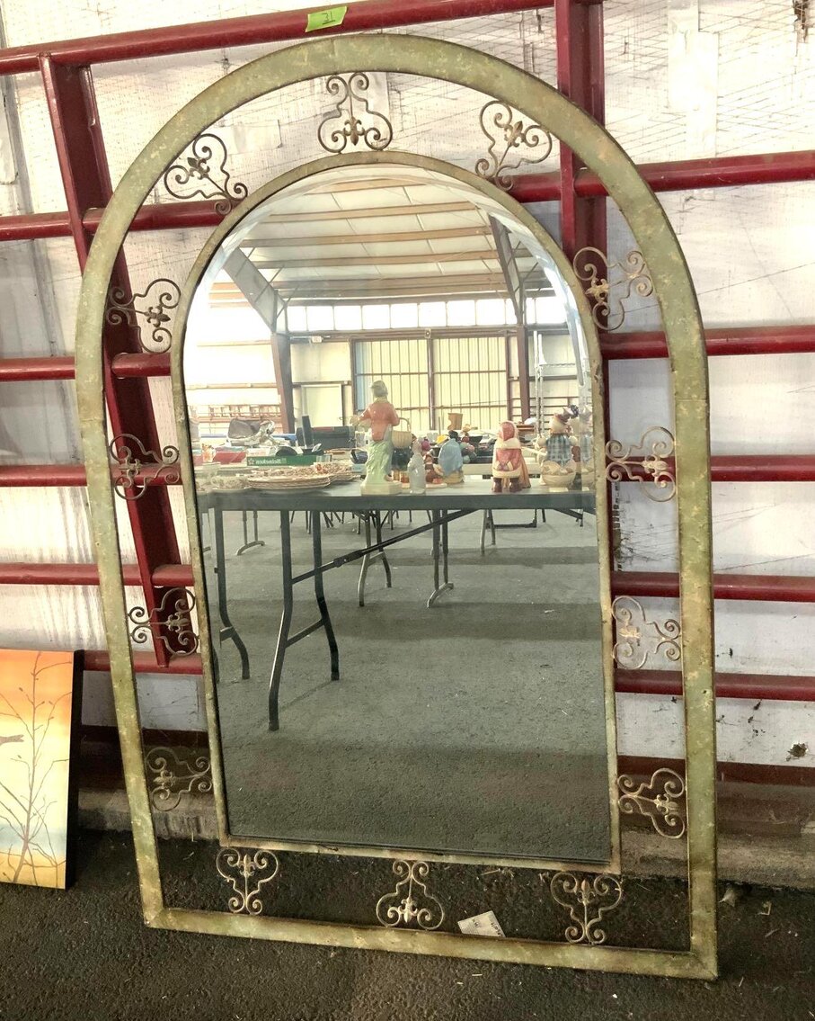 Image for Virtual Auction - Polish Pottery, Framed Art, Mirrors, Furniture, Household Items