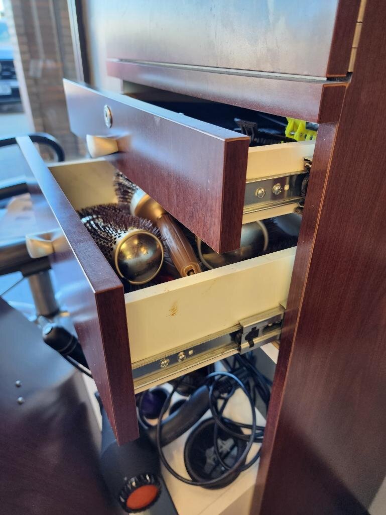 Image for AMBITION SALON - HAIR SALON BUSINESS LIQUIDATION TIMED AUCTION