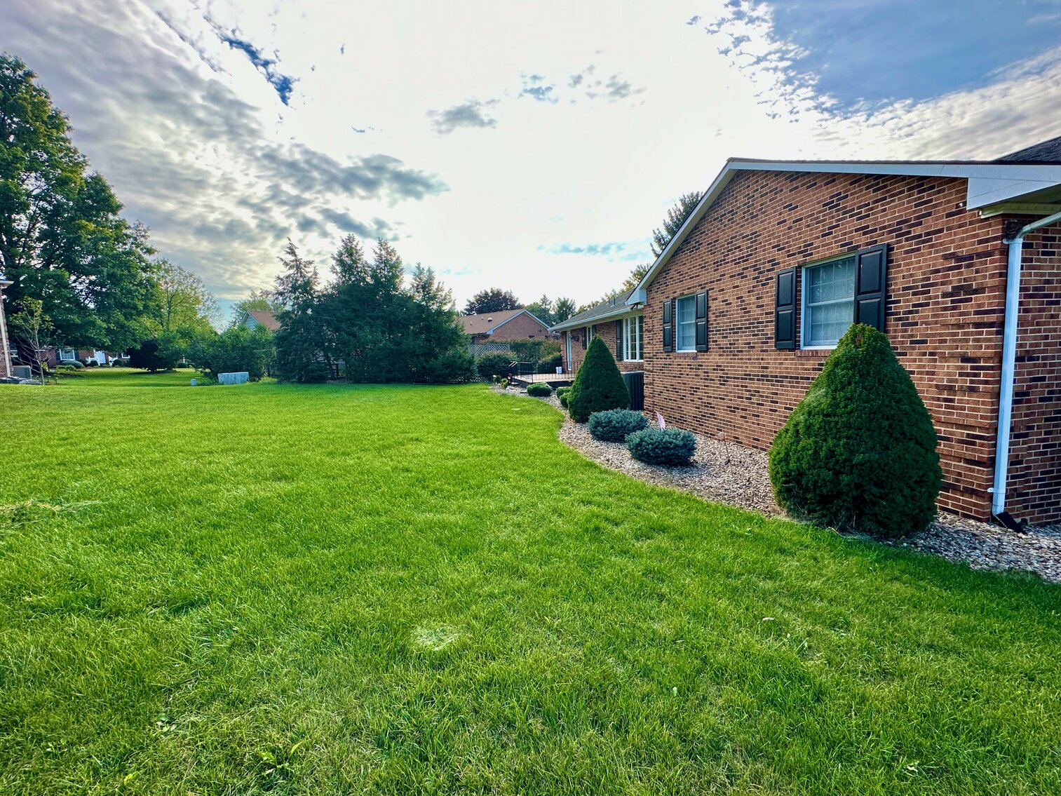 Image for Immaculate 3 BR/3.5 BA Brick Home w/Finished Walk-Out Basement Only Minutes from JMU & I-81--- Belmont Estates