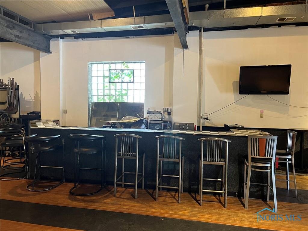 Image for MINIMUM BID AUCTION $125,000! 2212 Consaul St