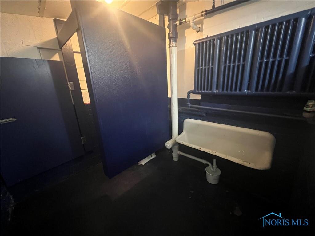 Image for MINIMUM BID AUCTION $125,000! 2212 Consaul St