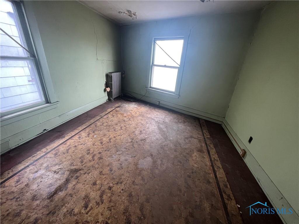 Image for MINIMUM BID AUCTION $125,000! 2212 Consaul St