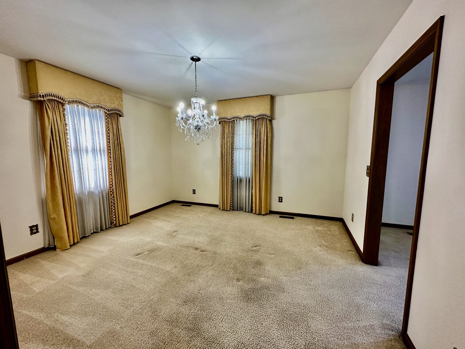 Image for Immaculate 3 BR/3.5 BA Brick Home w/Finished Walk-Out Basement Only Minutes from JMU & I-81--- Belmont Estates