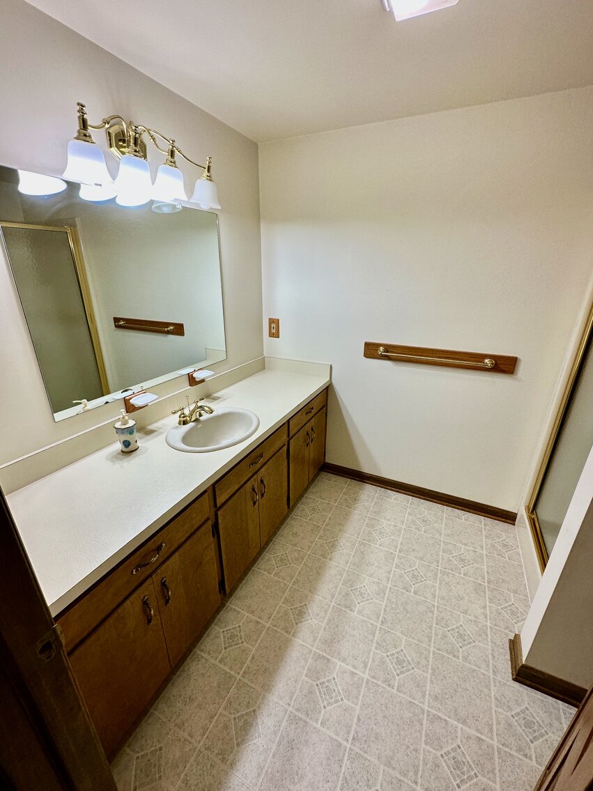 Image for Immaculate 3 BR/3.5 BA Brick Home w/Finished Walk-Out Basement Only Minutes from JMU & I-81--- Belmont Estates