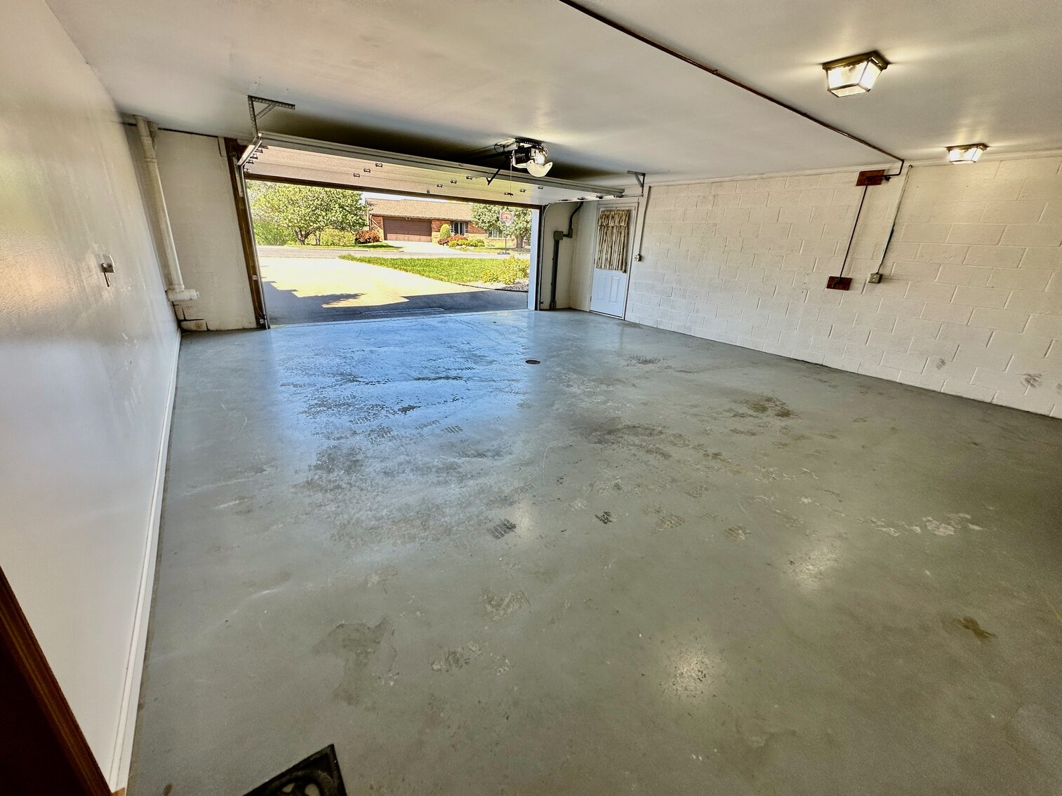 Image for Immaculate 3 BR/3.5 BA Brick Home w/Finished Walk-Out Basement Only Minutes from JMU & I-81--- Belmont Estates