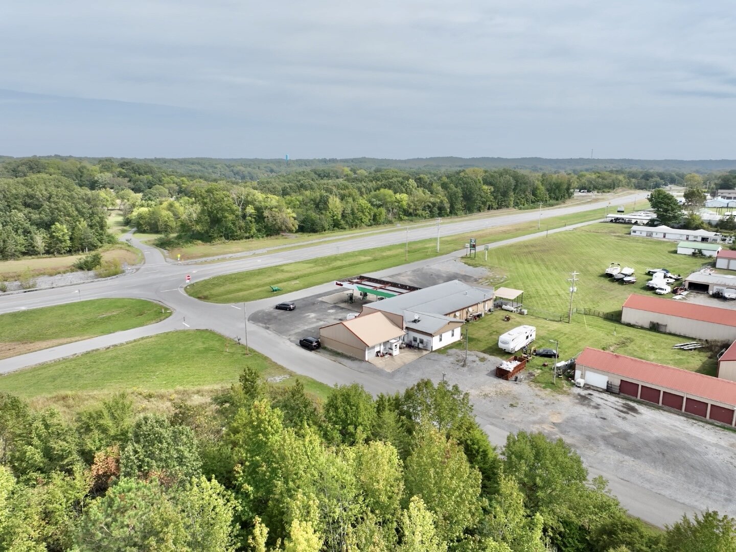 Image for Sinclair Convenience Store & Lake Barkley Liquors Auction