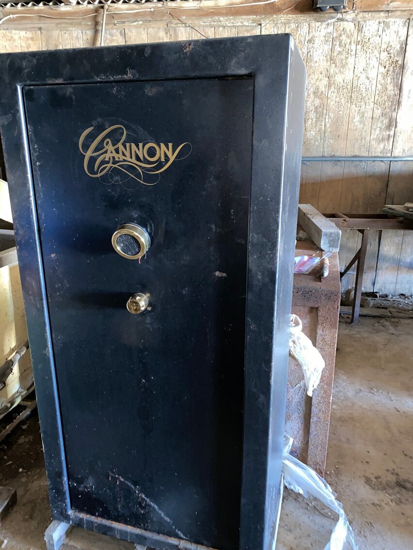 Image for Wheeling, WV – Pettit Estate: ’07 Ford F-150, Machine Shop/Welding/ & Shop Equipment and Supplies, Antiques, Collectibles, and More