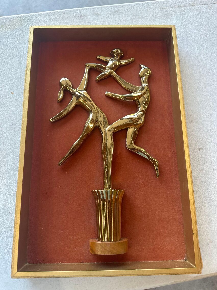 Image for (Whitehouse OH) Furniture, Memorabilia Jewelry, Prints, Stone, Decor (Weckerly)