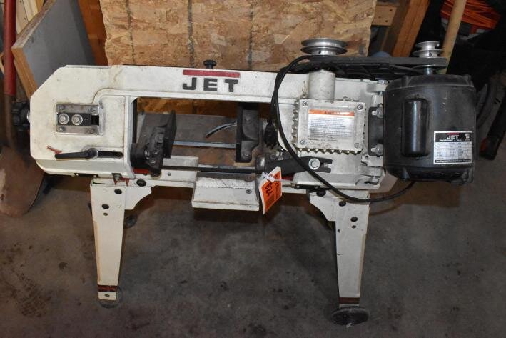 Plumbing & Heating (HVAC) Equipment Moving Auction: Daewoo SE 55 Excavator