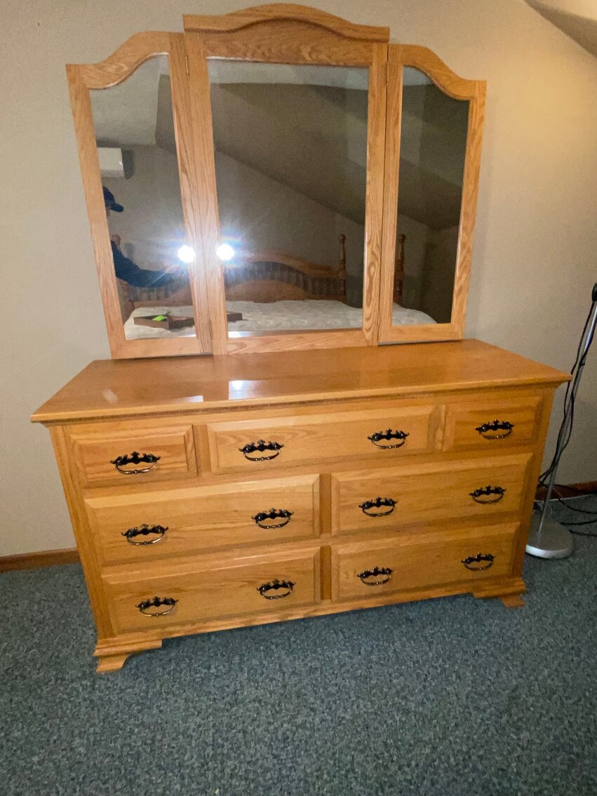 Bruceton Mills, WV Online Estate Auction; Quality Furnishings