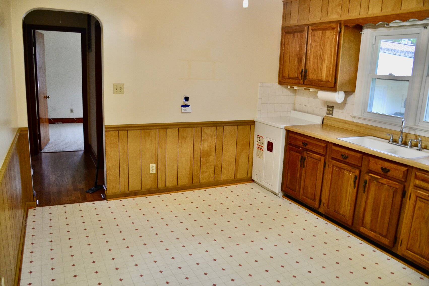 Image for 2 BR/1 BA Stone Home w/Large Detached 2 Bay Garage/Shop on .47 +/- Acres Only 1 Mile From I-95 in Stafford County, VA--SELLS to the HIGHEST BIDDER!!