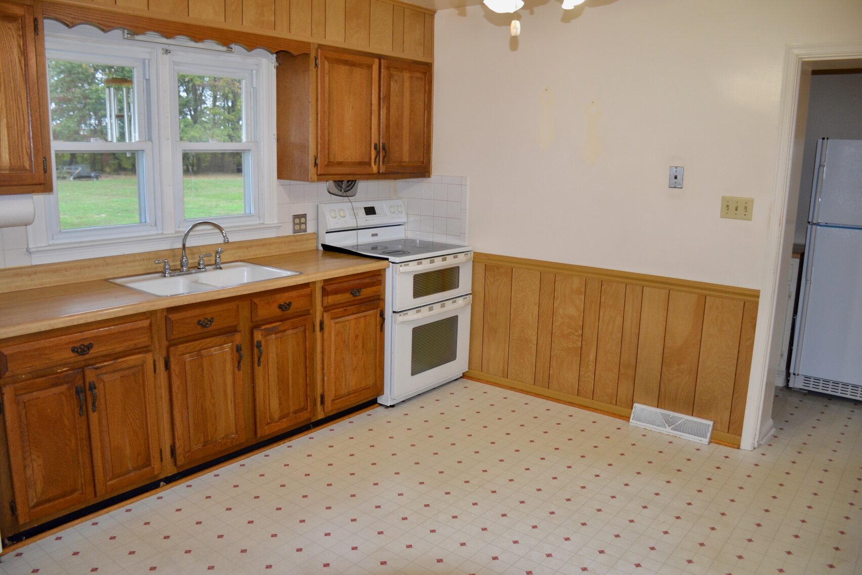 Image for 2 BR/1 BA Stone Home w/Large Detached 2 Bay Garage/Shop on .47 +/- Acres Only 1 Mile From I-95 in Stafford County, VA--SELLS to the HIGHEST BIDDER!!