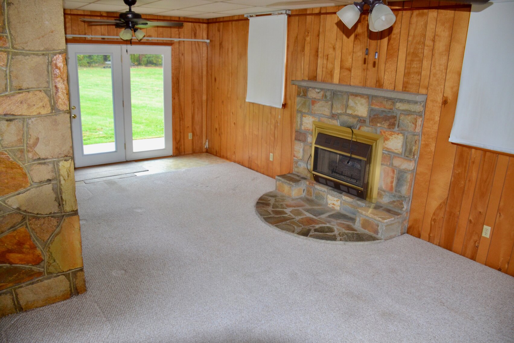 Image for 2 BR/1 BA Stone Home w/Large Detached 2 Bay Garage/Shop on .47 +/- Acres Only 1 Mile From I-95 in Stafford County, VA--SELLS to the HIGHEST BIDDER!!