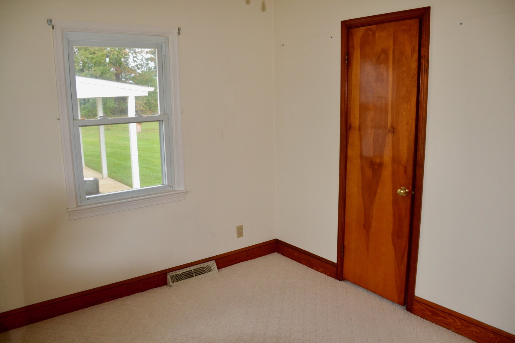 Image for 2 BR/1 BA Stone Home w/Large Detached 2 Bay Garage/Shop on .47 +/- Acres Only 1 Mile From I-95 in Stafford County, VA--SELLS to the HIGHEST BIDDER!!