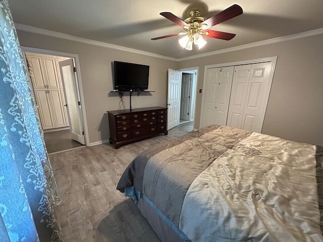 Image for SOLD! $858,000. 3 BR/2.5 BA Brick Home w/Garages/Shops on 27.3 +/- Acres -- Loudoun County, VA