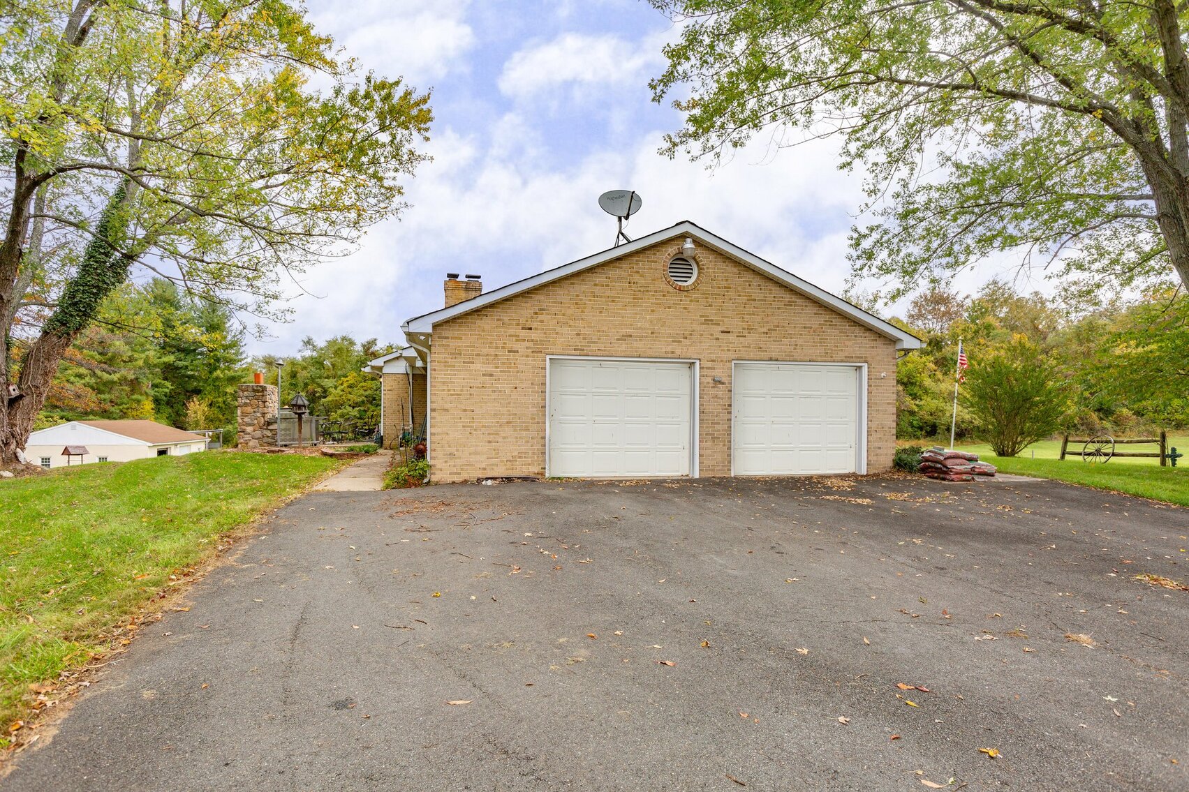 Image for SOLD! $858,000. 3 BR/2.5 BA Brick Home w/Garages/Shops on 27.3 +/- Acres -- Loudoun County, VA