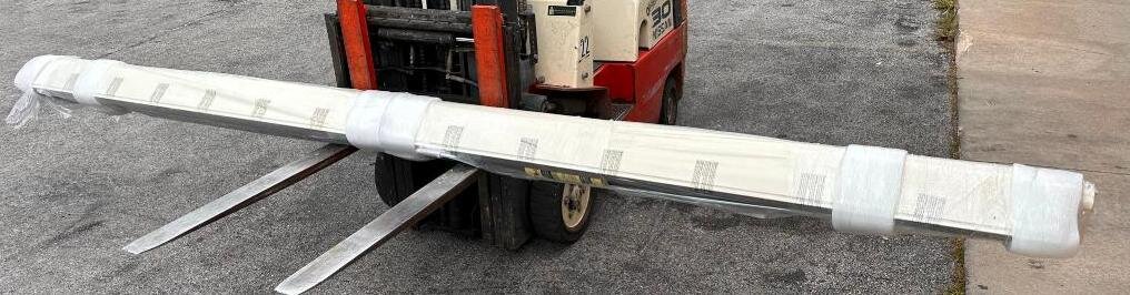 Image for GMC 16ft Box Truck, Chevy 4x4 Pickup w/ Boss V-Plow, Industrial Auction