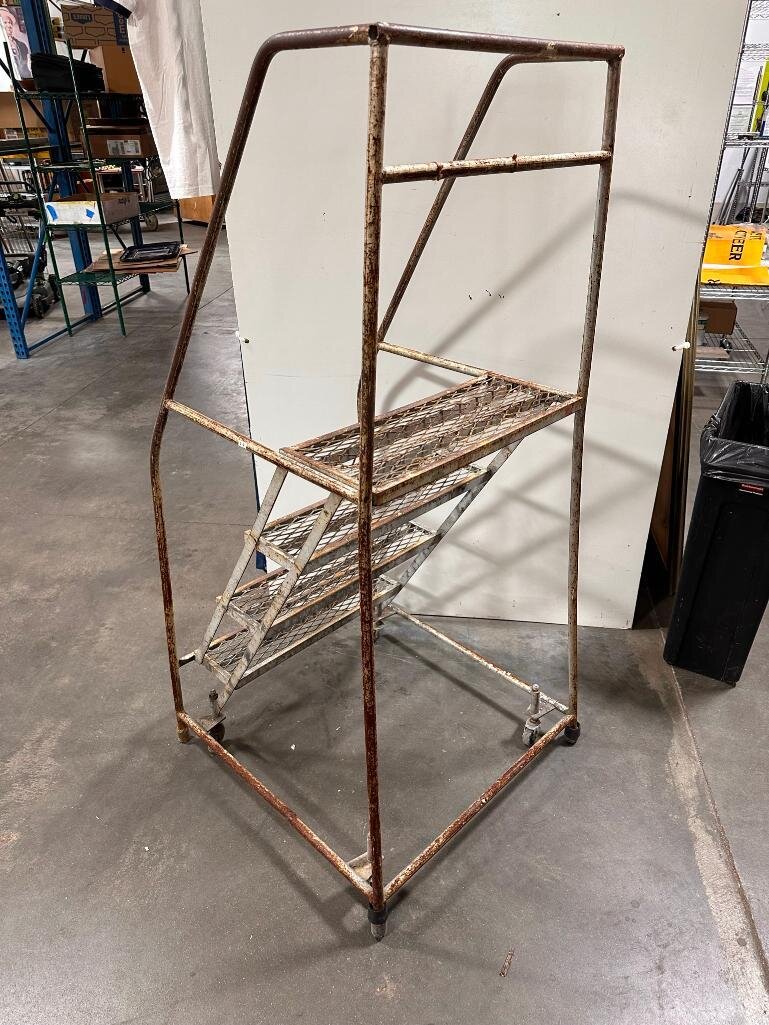 Image for GMC 16ft Box Truck, Chevy 4x4 Pickup w/ Boss V-Plow, Industrial Auction