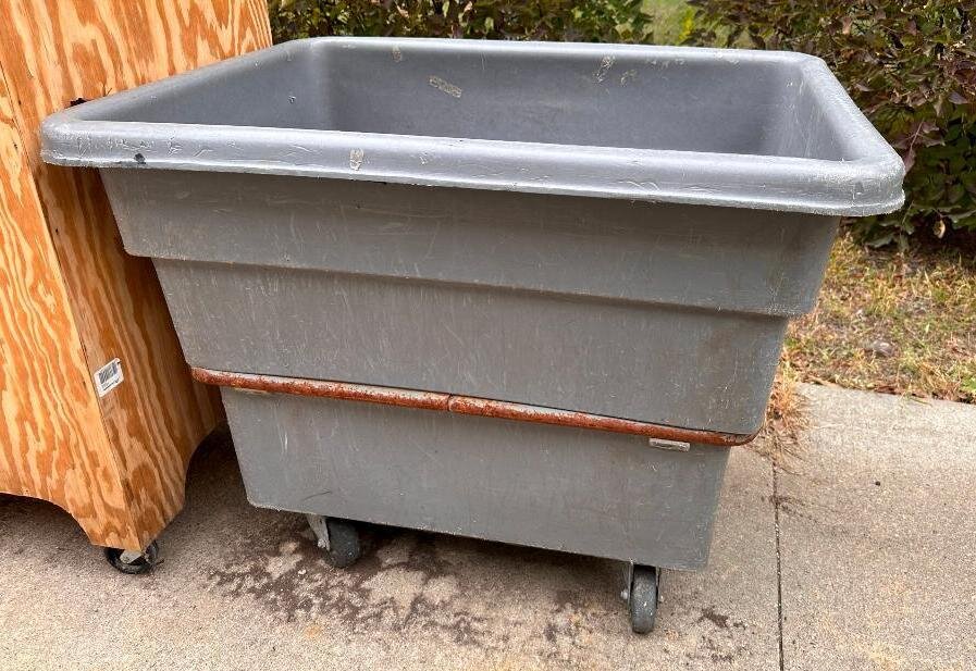 Image for GMC 16ft Box Truck, Chevy 4x4 Pickup w/ Boss V-Plow, Industrial Auction