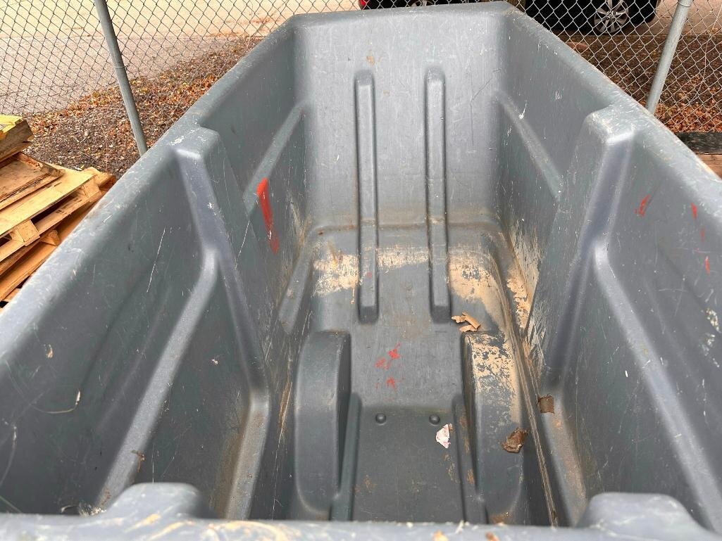 Image for GMC 16ft Box Truck, Chevy 4x4 Pickup w/ Boss V-Plow, Industrial Auction