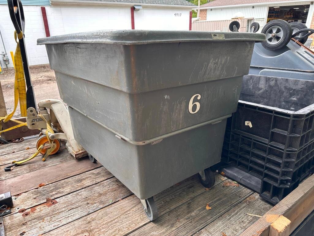 Image for GMC 16ft Box Truck, Chevy 4x4 Pickup w/ Boss V-Plow, Industrial Auction