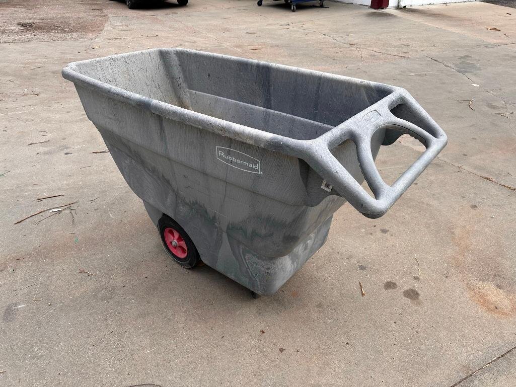 Image for GMC 16ft Box Truck, Chevy 4x4 Pickup w/ Boss V-Plow, Industrial Auction