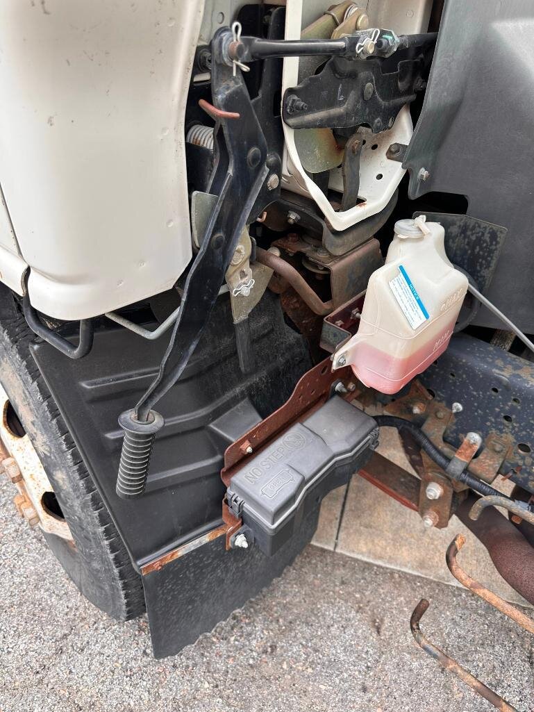 Image for GMC 16ft Box Truck, Chevy 4x4 Pickup w/ Boss V-Plow, Industrial Auction