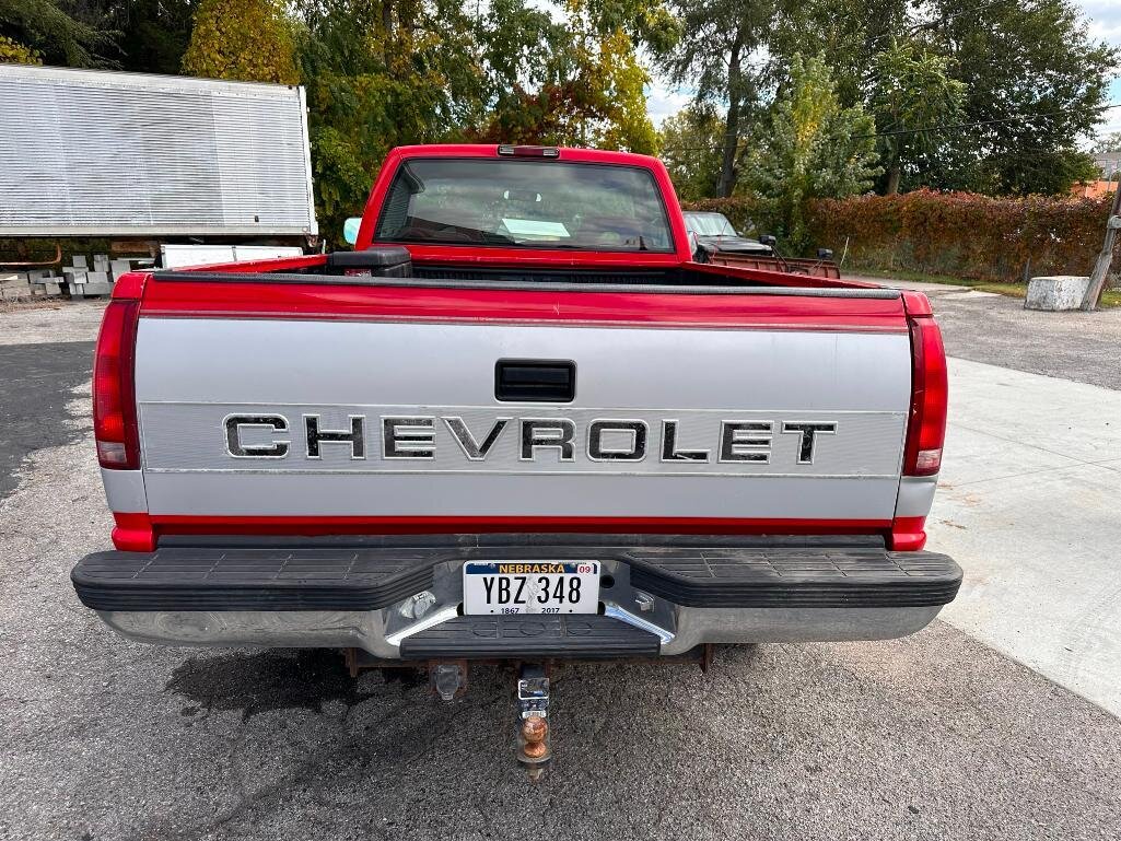 Image for GMC 16ft Box Truck, Chevy 4x4 Pickup w/ Boss V-Plow, Industrial Auction