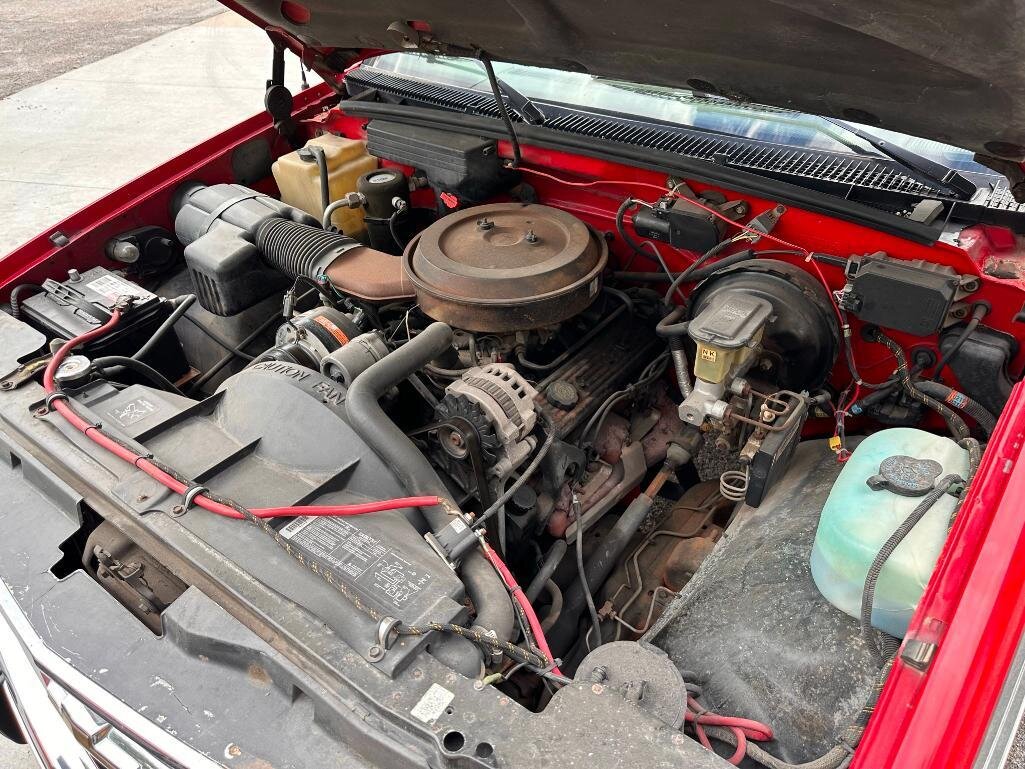 Image for GMC 16ft Box Truck, Chevy 4x4 Pickup w/ Boss V-Plow, Industrial Auction