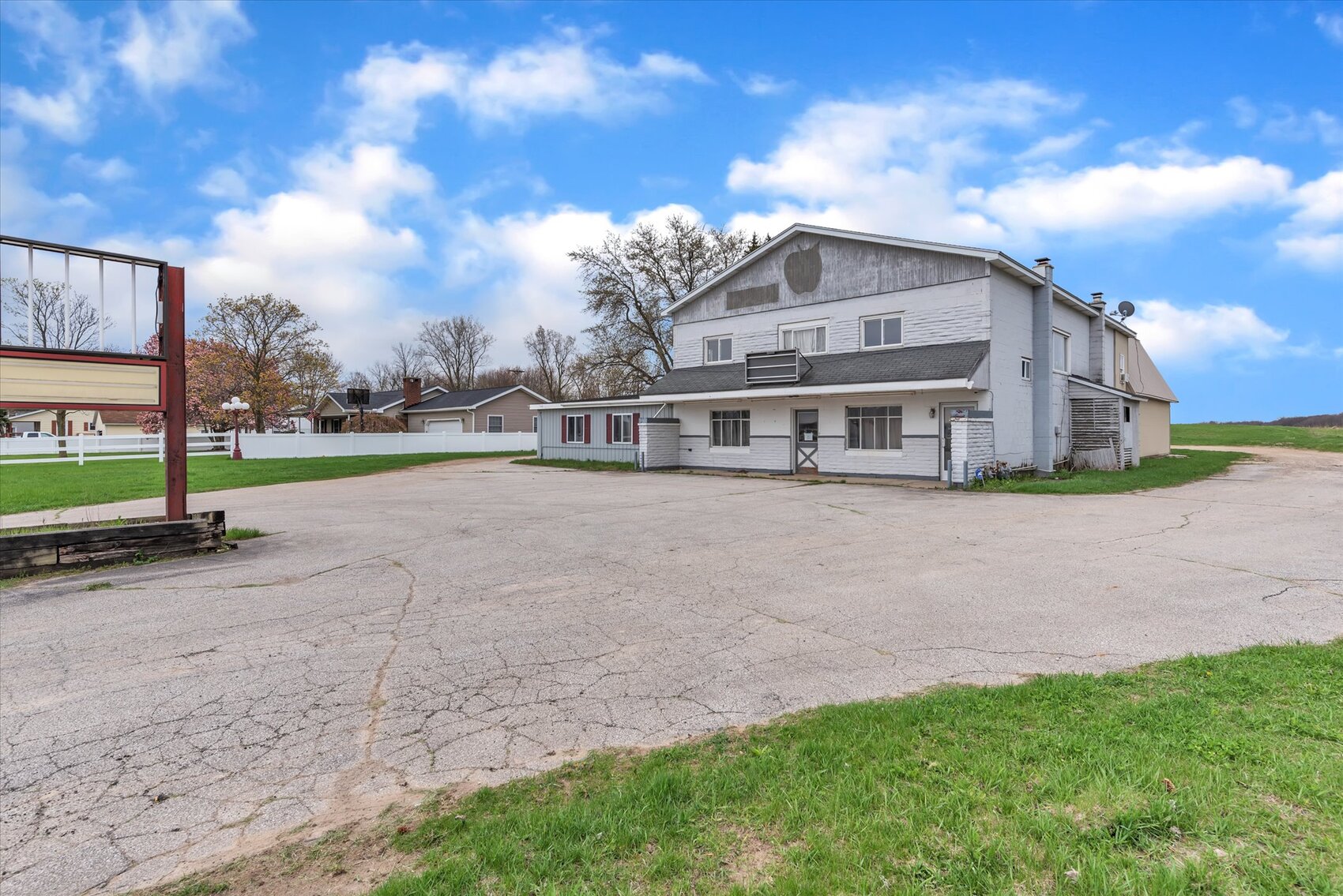 Image for MINIMUM BID AUCTION $499,000! 7062 S Adrian Hwy