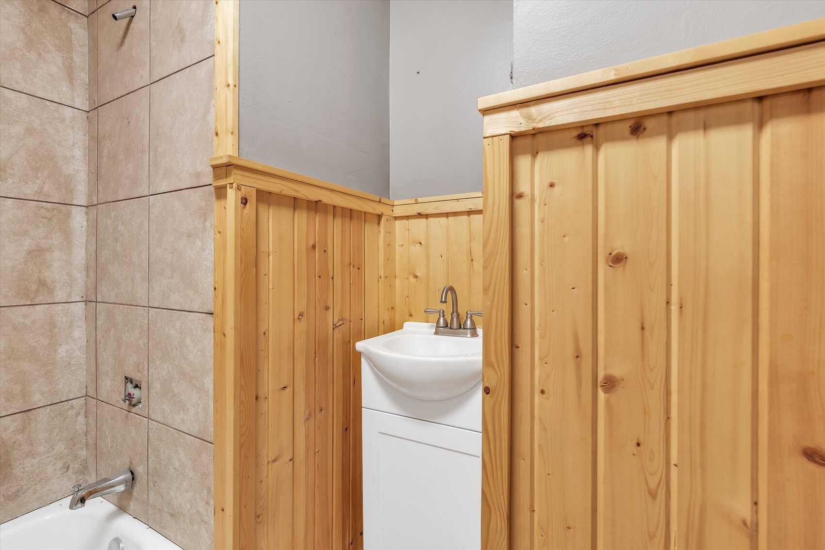 Image for MINIMUM BID AUCTION $499,000! 7062 S Adrian Hwy