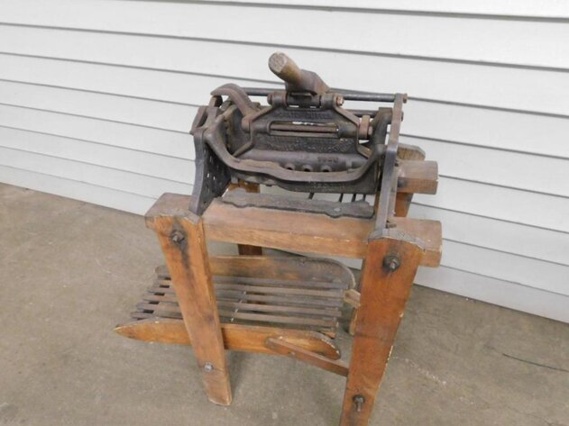 Image for Absolute Online Auction #1903